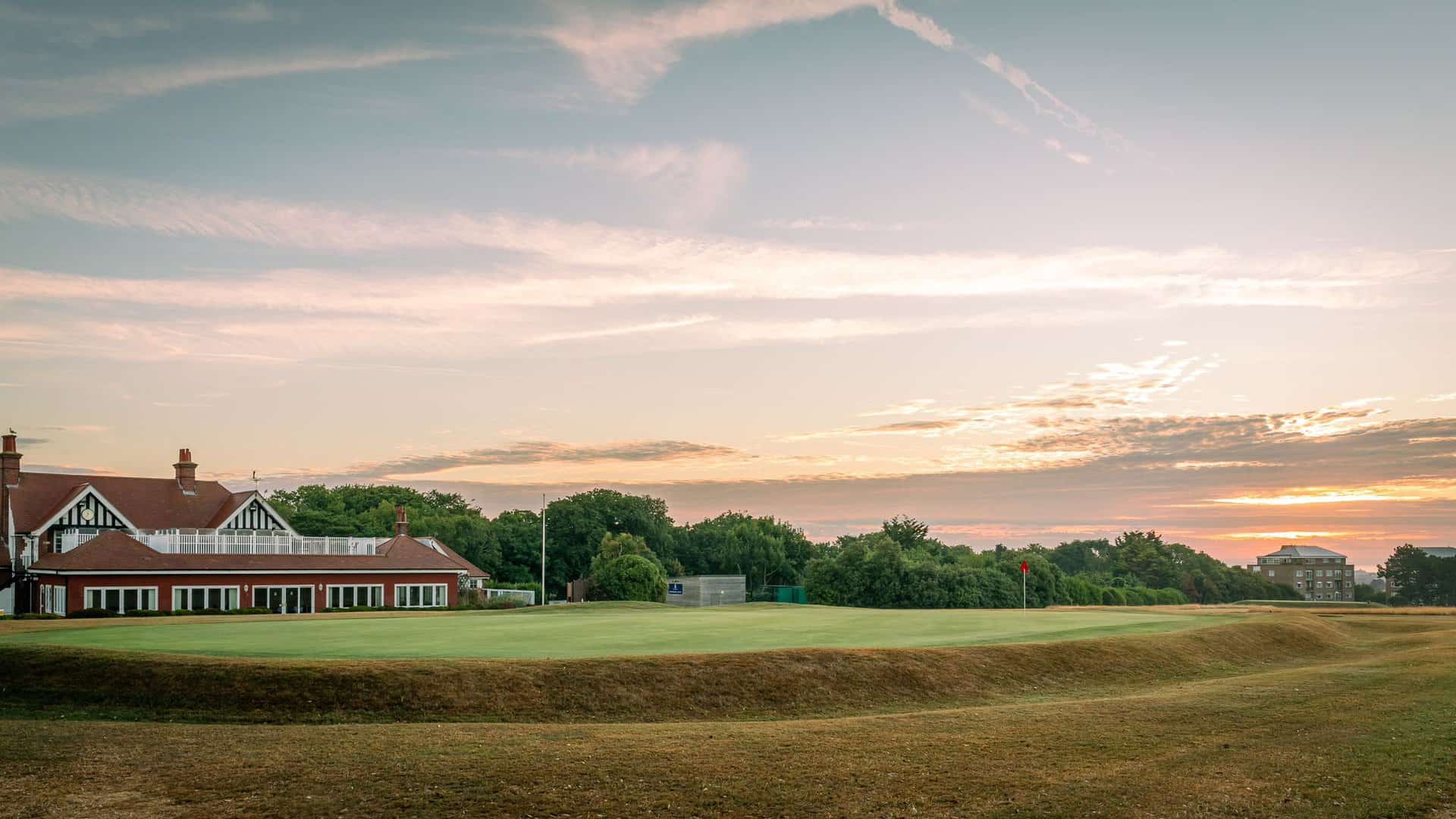 Course Image 18th GreenClubhouse