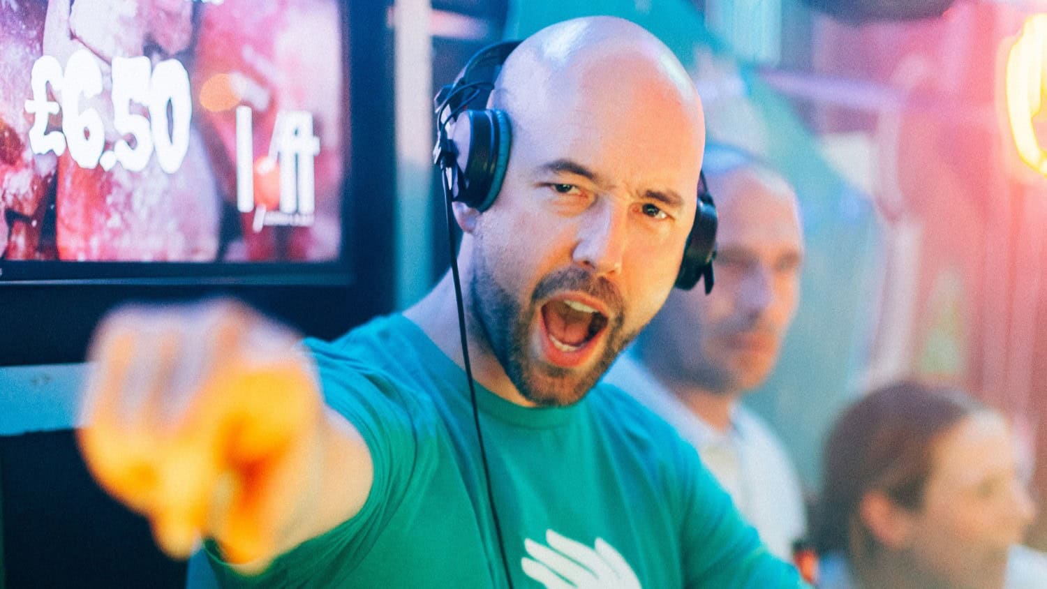 DJ Dunk Courtesy Of Loft Lounge Copy
