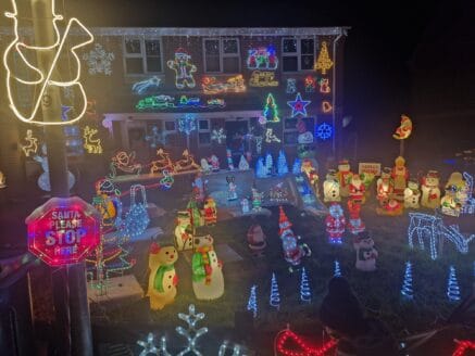 xmas lights on house